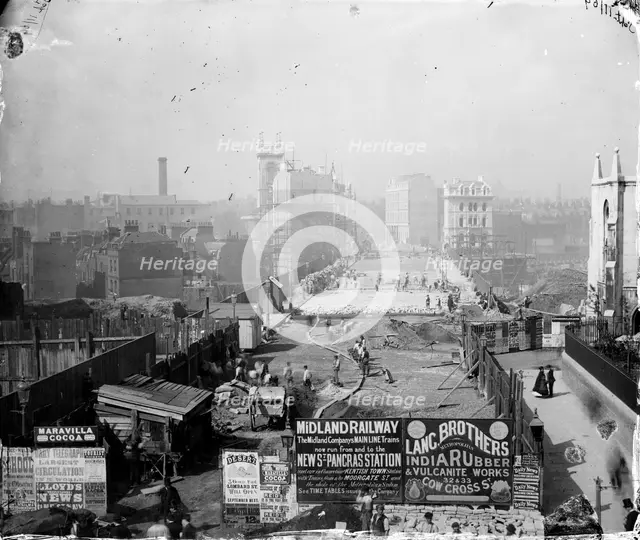 Construction of Holborn Viaduct, Camden, London, 1869. Artist: Henry Dixon
