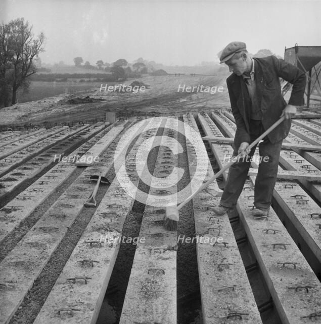 Construction of the Birmingham to Preston Motorway (M6), Staffs, 20/09/1961 Creator: John Laing plc.