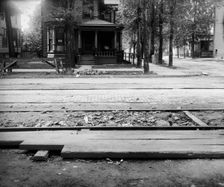 Construction work, grade separation, Fourteenth Avenue, Detroit, Mich., between 1905 and 1915. Creator: Unknown