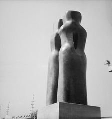 Contrapuntal Forms sculpture by Barbara Hepworth, Festival of Britain, Lambeth, London, 1951. Artist: MW Parry