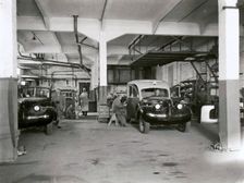 Converting 1939 Buick cars into ambulances, Landskrona, Sweden, 1939. Creator: Unknown