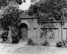 Corcoran House, at NE corner of Conn. and H, N.W., Washington, D.C., c1900. Creator: Frances Benjamin Johnston
