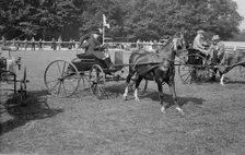 Corinne Poth & "Supreme Bounce", 1918. Creator: Bain News Service