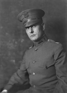 Cornwell, H.C. de Vere, Dr., portrait photograph, 1917 July 7. Creator: Arnold Genthe