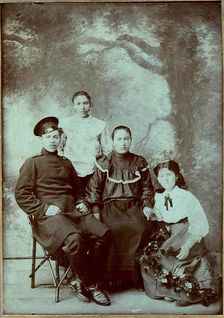 Cossacks family, 1900s