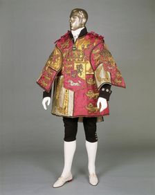 Costume of a persuivant, after 1816