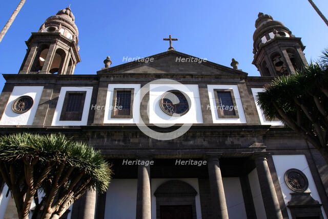 Cathedral of Nuesta Senora de los Remedios, La Laguna, Tenerife, Canary Islands, 2007.