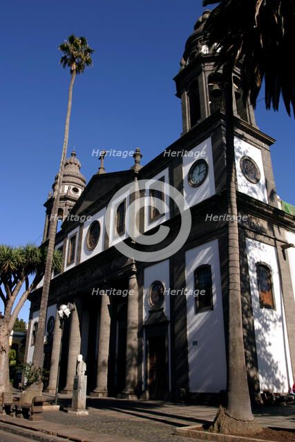 Cathedral of Nuesta Senora de los Remedios, La Laguna, Tenerife, Canary Islands, 2007.