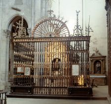 Cathedral of Santo Domingo de la Calzada, gate to get to the Saint's crypt