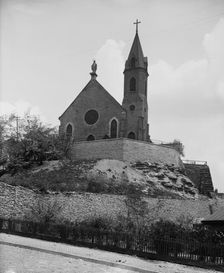 Cathedral of the Immaculate Conception, Cincinnati, Ohio, c1907. Creator: Unknown