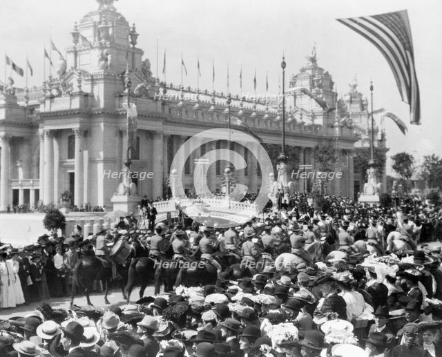Cavalry and the crowds at the St. Louis World's Fair, 1904. Creator: Frances Benjamin Johnston.
