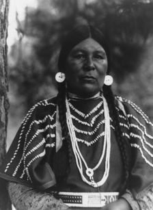 Cayuse woman, c1910. Creator: Edward Sheriff Curtis