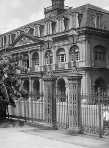 Cabildo, the old Spanish town hall, New Orleans, between 1920 and 1926. Creator: Arnold Genthe
