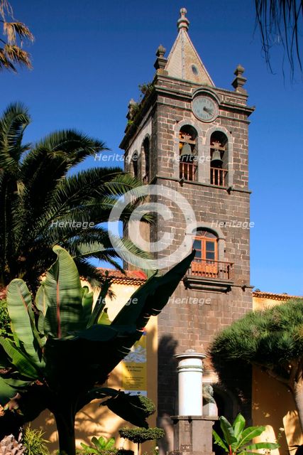 Cabrera Pinto Canary Islands High School, Tenerife, Canary Islands, 2007.