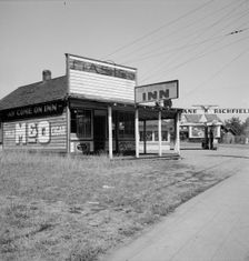 Cafe on U.S. 99, formerly the "Oasis", Centralia, Lewis County, Washington, 1939. Creator: Dorothea Lange