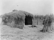 Cahuilla house in the desert, California, c1924. Creator: Edward Sheriff Curtis