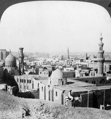 Cairo, looking south west, across the city to the pyramids, Egypt 1905.Artist: Underwood & Underwood