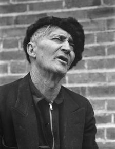 Came from Benten County, Arkansas, sixty-four years ago, Klamath County, Oregon, 1939. Creator: Dorothea Lange