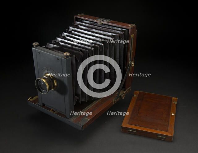 Camera, Aerial, Hare, Patent Field, ca. 1882. Creator: G. Hare Ltd.