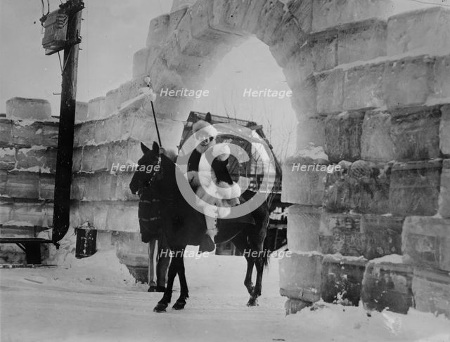 Camille Burgess, Queen, St. Paul Carnival, 1916. Creator: Bain News Service.