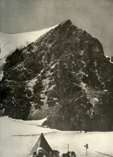 Camp on December 17 on the Ferrar Glacier below Sentinel Rock 1908, (1909)