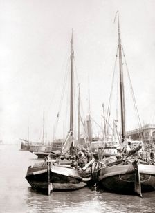 Canal boats, Rotterdam, 1898.Artist: James Batkin
