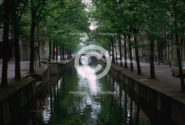 Canal in Oude Delft.