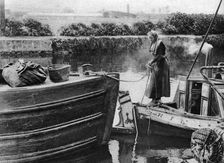 Canal life, London, 1926-1927