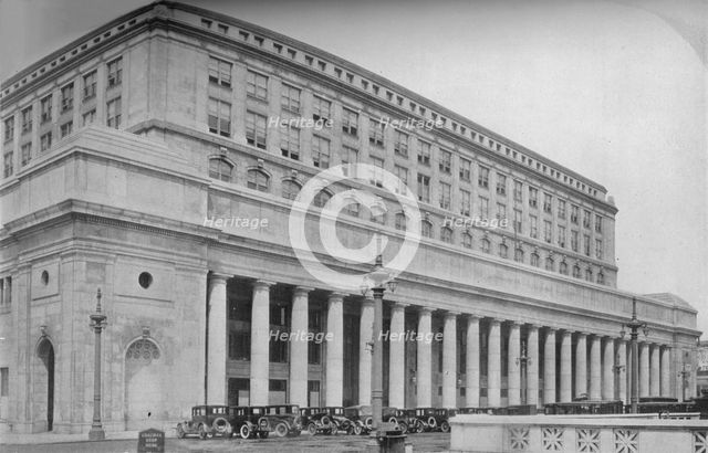 Canal Street facade, Chicago Union Station, Illinois, 1926. Artist: Unknown.