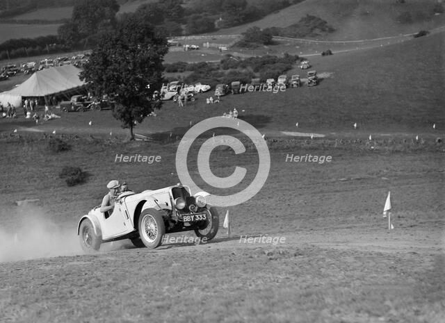 Candidi Provocatores team Singer Le Mans at the Singer CC Rushmere Hill Climb, Shropshire 1935. Artist: Bill Brunell.