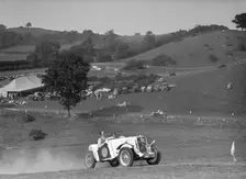 Candidi Provocatores team Singer Le Mans at the Singer CC Rushmere Hill Climb, Shropshire 1935. Artist: Bill Brunell