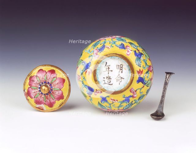 Canton enamel condiment jar and cover, Qing dynasty, China, c1820-c1840. Creator: Unknown.