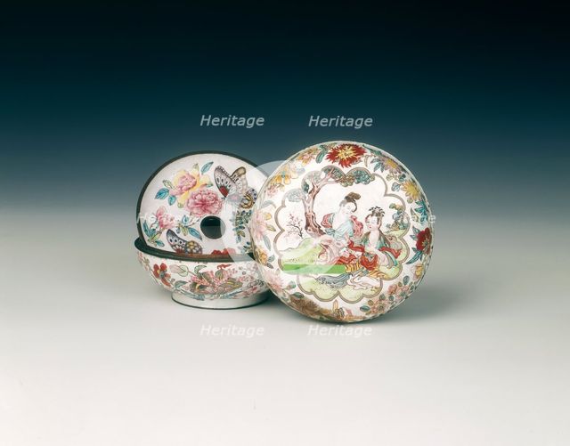 Canton famille rose enamel box, Qing dynasty, China, 18th century. Creator: Unknown.