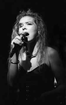 Caprice Fox, New York Voices, Ronnie Scott’s Jazz Club, Soho, London, 9.89. Creator: Brian O'Connor