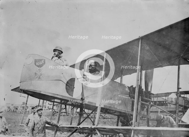 Capt. Hoppe [i.e. Happe] & Capt. Berthaut, between 1914 and 1918. Creator: Bain News Service.