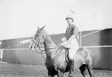 Capt. Leslie Cheape, between c1910 and c1915. Creator: Bain News Service
