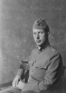 Captain Abram Poole, portrait photograph, 1918 Sept. 2. Creator: Arnold Genthe