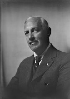 Captain E.C. Paull, portrait photograph, 1919 Oct. 4. Creator: Arnold Genthe
