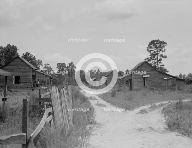 Careyville, northern Florida, 1937. Creator: Dorothea Lange.