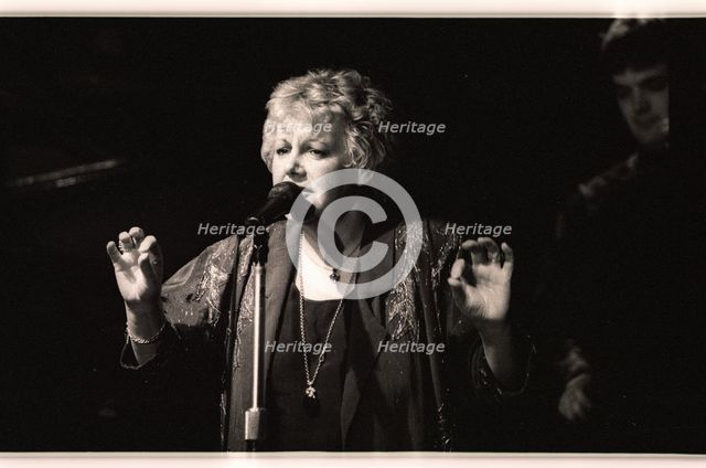 Carol Kidd, Pizza on the Park, London, April 1991. Artist: Brian O'Connor.
