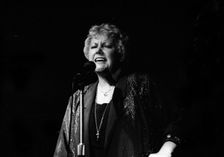 Carol Kidd, Pizza on the Park, London, April 1991. Artist: Brian O'Connor