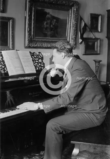 Carl Braun at piano, between c1915 and c1920. Creator: Bain News Service.