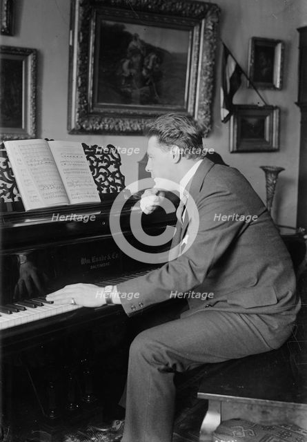 Carl Braun at piano, between c1915 and c1920. Creator: Bain News Service.