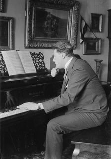 Carl Braun at piano, between c1915 and c1920. Creator: Bain News Service