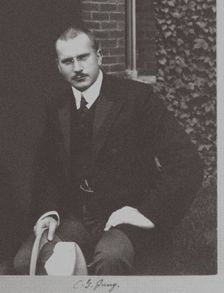 Carl Gustav Jung, 1909