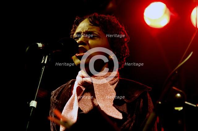 Carleen Anderson, Imperial Wharf Jazz Festival, London.  Artist: Brian O'Connor