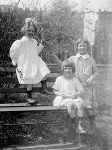 Carlton, George, And Jou-Jou Colt, 1913 Creator: Harris & Ewing