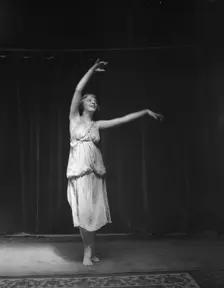 Carmen, Miss, 1917. Creator: Arnold Genthe