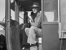 Carrot pullers from Texas in California, 1937. Creator: Dorothea Lange