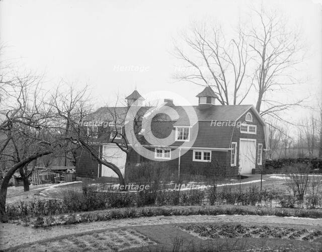 Carriage house and grounds at club, New York City, between 1900 and 1910. Creator: Unknown.
